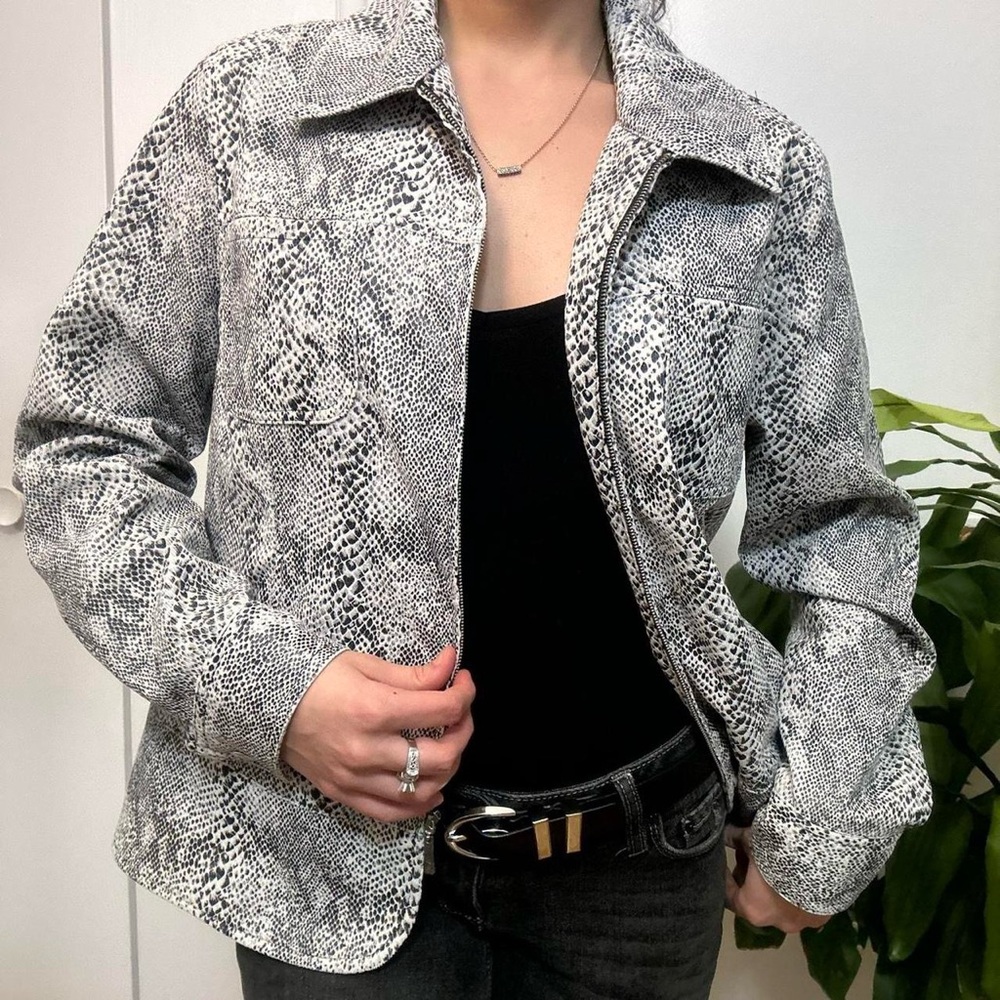 Tabi Vintage Snake Skin Blazer Size  Medium